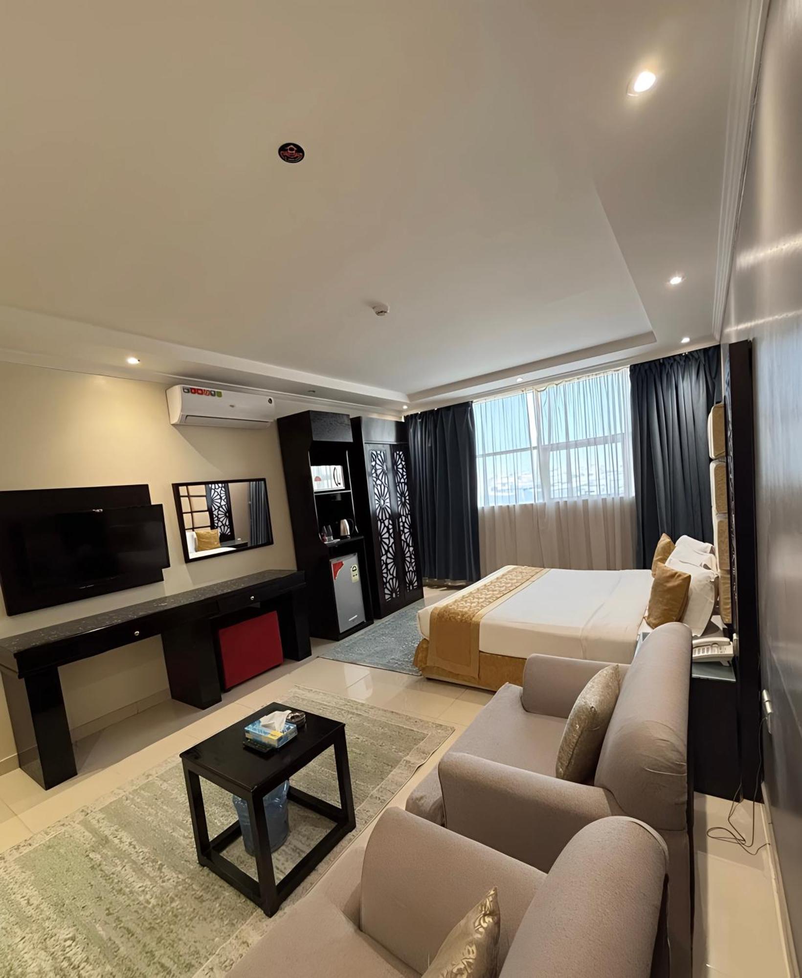 Al Lord Hotel Abu Qa'ar Dış mekan fotoğraf